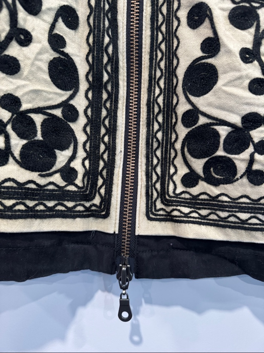 Free People Black & Tan Boho Embroidered Stitch Quills jacket Size Medium - Picture 4 of 10